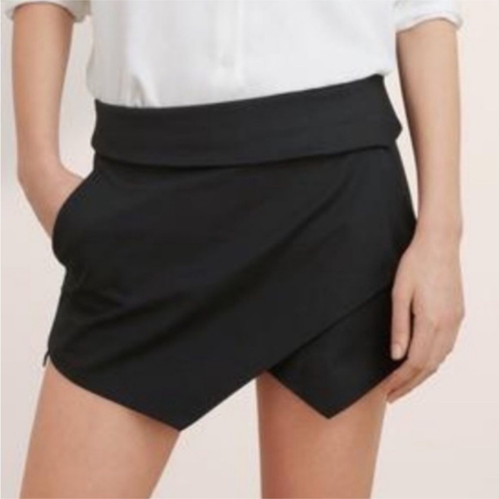 Aritzia Talula Berklee Origami Envelope Skort Shorts Wool Blend Black Size 8